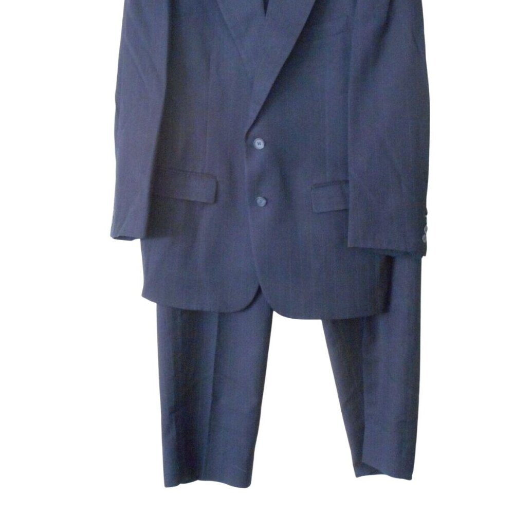 Vintage Stafford Navy Blue Pinstripe Wool Suit w/ Pleated pants - Union Label - Picture 2 of 12